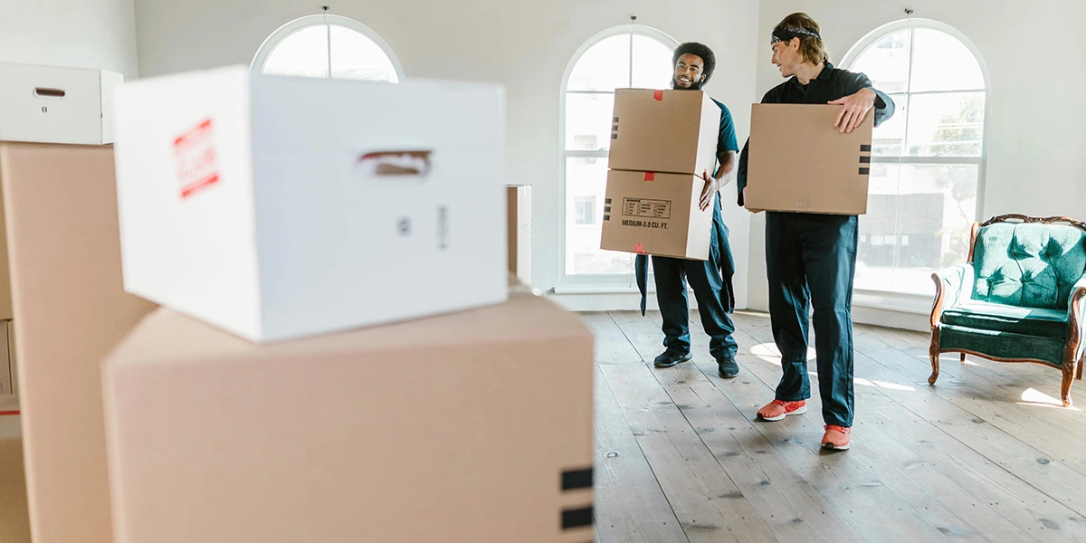 How-To-Pack- Boxes-for-Moving- House-inside